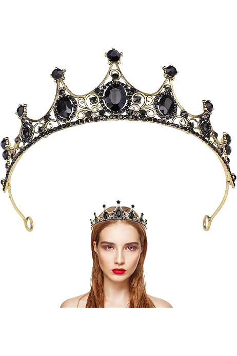 Manuela Arcuri, Il Matrimonio Con Tre Abiti Da Sposa: Dalla Corona Da Principessa Al Look Trasparente Manuela Arcuri, Il Matrimonio Con Tre Abiti Da Sposa: Dalla Corona Da Principessa Al Look Trasparente