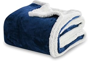 Winthome Manta Gruesa Cálida, Plaid Sofa Cama Suave y Esponjosa, Mantas Polar Sherpa con Diseño de Doble Capa, Cobijas de Invierno para Niños Adultos, Blanket Navidad (Azul Oscuro, 150x200cm)