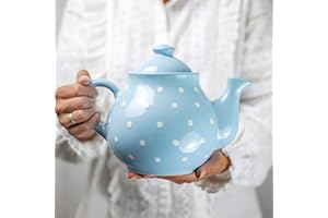 City to Cottage® Tetera Grande de Cerámica Artesanal con Asa y Tapa, Diseño de Lunares en Azul Celeste y Blanco, 1,7 L/60oz/4-6 Tazas