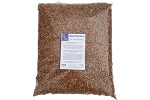 Pond Friend Koi & Goldfish Food Floating Variety Mix For Cold Water Fish With Added Vitamin C - 2600g 10L Bucket Refill