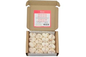 RS Wellness Rose Highly Scented Wax Melts - 16 Heart Wax Melts Gift Set - Highly Scented Handmade Home Fragrance - Vegan & Pet Friendly
