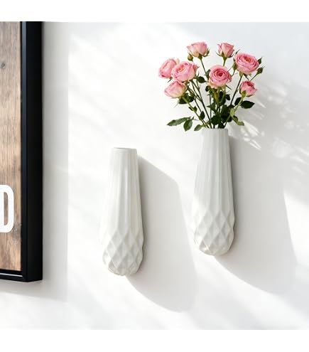 Kleine Wandvase aus Bronze Blumen Vase für Grabstein Grabmal Urnenwand