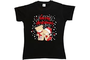 Fancy A Snuggle Merry Christmas Teddy Bears Wearing Xmas Scarf Gloves & Hats Womens Boyfriend Fit T-Shirt