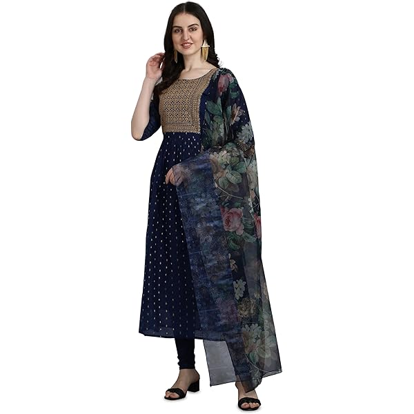 VredeVogel Women's Viscose Rayon Embroidered Kurta With