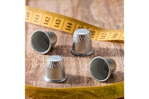 Leddy Living Set di 4 Ditali in Metallo per Cucito, Robusti e con Piccoli Intagli, Perfetti per Cucito a Mano, Ricamo e Artigianato - Accessori Fai da Te Essenziali per la Casa