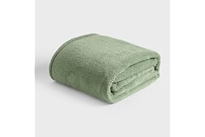 Brentfords Teddy Fleece Throw Blanket for Bed, Super Soft Warm Cosy Decorative Green Throws for Sofas Large Single Bed Throw Lightweight Plush Fleece Blanket, 125 x 150cm