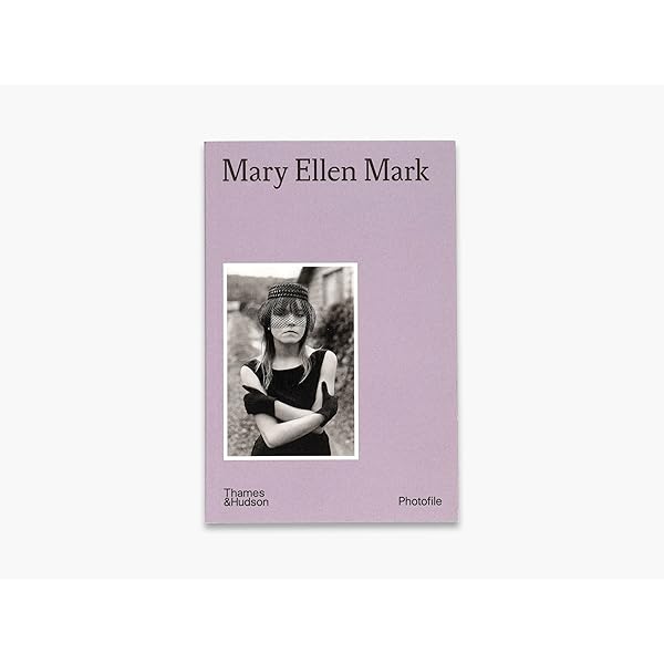洋書 Mary Ellen Mark 25 Years Buy Mary Ellen Mark: 25 Years Book Online at Low Prices in India
