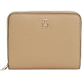 Tommy Hilfiger TH ICON MED ZA W/FLAP SEASONAL Kadın Fermuarlı C&uuml;zdan Classic Khaki OS