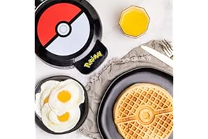 Uncanny Brands Pokémon Waffle Maker – Make Pokéball Waffles at home – Fun Kitchen Appliance – Non-Stick & Easy to Clean
