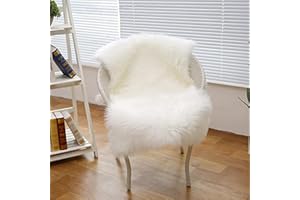 AMFUN Faux Lammfell Schaffell Teppich, Longhair Flauschiger Teppich, Flauschiger Schaffell Lammfell Fellteppich Waschbar, Weicher Fell Carpet für Stühle Sofa Schlafzimmer(Weiß, 60 x 90 cm)