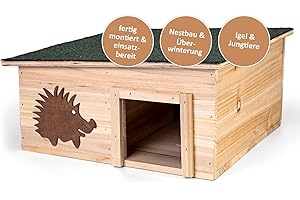 CULT at home Igelhaus mit Boden aus Holz 37 x 37 x 18 cm - Igelhotel mit Labyrintheingang – Igelfutter Haus Igelhütte - Igel Schlafhaus und Deko für den Garten – fertig montiert – kein Bausatz