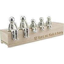 Regalo 6° Anniversario – Decorazione Metallo Scritta '6 Years We Made A Family' – Scatola In Legno Con Frase Personalizzabile - 4