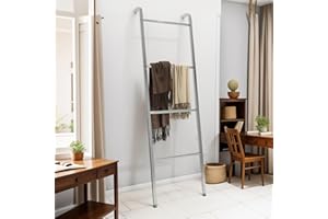 HOMERECOMMEND Toallero de pie de metal gris – Escalera para baño decorativo, salón, cocina, soporte para toallas, 3 barras, para baño, dormitorio, salón, color plateado