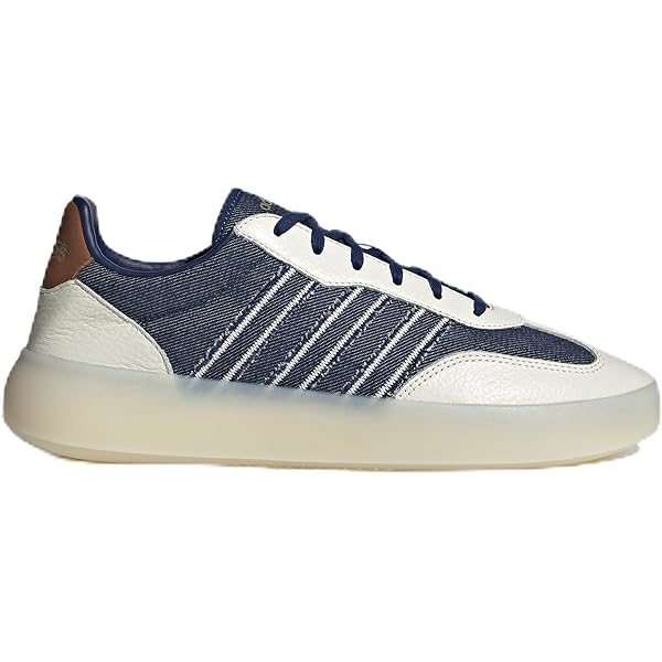 Adidas Barreda Decode Shoes For Women Turquoise, 36 EU: Buy Online at Best  Price in Egypt - Souq is now Amazon.eg
