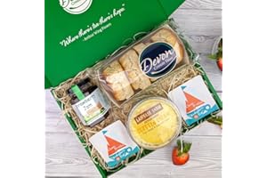 THE CORNISH HAMPER STORE Devon Afternoon Tea Hamper For 2 | Cream Tea, 4 Scones, Tea, Jam, Cream | Hamper Gifts For Women or Food Hampers for Men | Birthday, Anniversary, Mother's Day & Special Occasions
