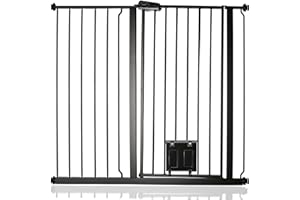 Bettacare Cancello per Animali con Sportello Bloccabile per Gatti, 107.4cm - 115cm, Nero, Altezza di 104cm, Barriera di Sicurezza Extra Alta per Cani con Sportello per Gatti
