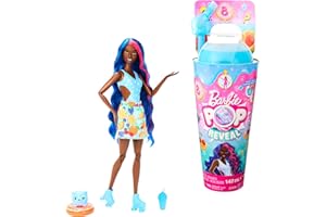 Barbie - Pop Reveal Serie Frutta, bambola a tema punch di frutta con 8 sorprese profumate e con effetto cambia colore, cucciolo e accessori Slime inclusi, giocattolo per bambini, 3+ anni, HNW42