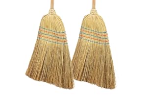 ‎REKORD QUALITÄT IN IHRER HAND Rekord 2X Reisstrohbesen mit Holz-Stiel, 143,5 cm Gesamtlänge, 26 cm Arbeitsbreite, 5-Fach gebunden, Strohbesen, Kehrbesen, Feger, Holzbesen, Gartenbesen, Straßenbesen