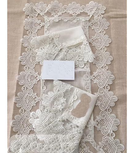 Set Centrini Ricamati Cloe - 3 Pezzi In Pizzo Per Tavolo E Arredamento, Made In Italy - Foto 5