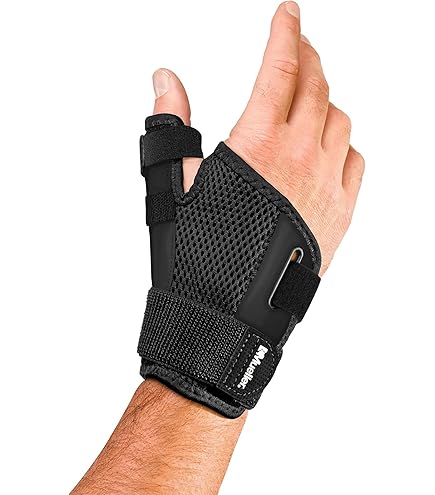 FUTURO 45843EN Small/Medium Deluxe Thumb Stabilizer - View #2