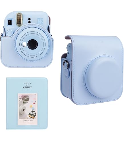 FINTIE Custodia Compatibile con Fujifilm Instax Mini 12 Fotografica Istantanea - Protettiva Rigida Borsa in Cristallo con Tasca per Memorizzare le Foto & Tracolla Regolabile, (Crystal Clear