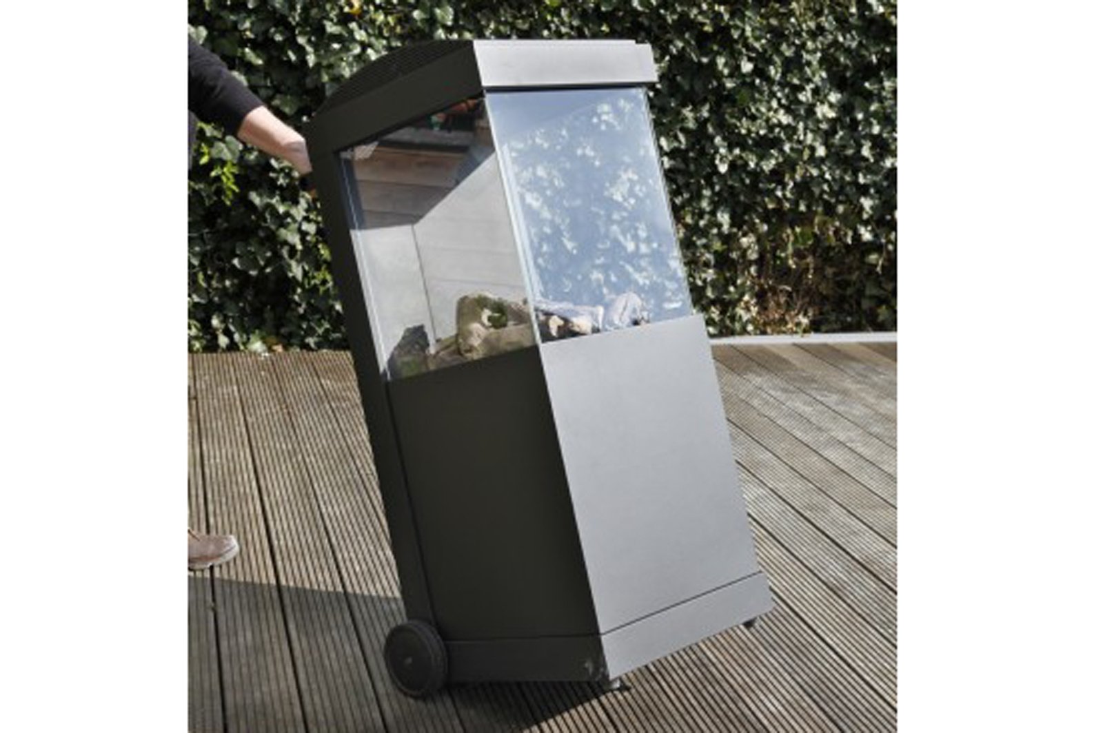 FABER Gartenkamin theBUZZ, schwarz, mit Rädern – Bild 5