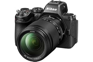 Nikon KIT Z 5II + Z 24/200mm f/4-6,3 VR, Appareil Photo Numérique Hybride Plein Format (24,5 MP, 4K/30p, Rafale 14 i/s en RAW ou 30 i/s en JPEG, stabilisation du capteur sur 5 Axes, Double Slots SD