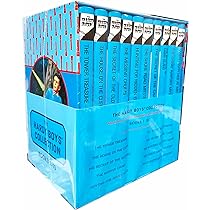Nancy Drew Box Set 1-10 : CAROLYN KEENE: Amazon.in: Books