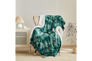 ‎WAJADE Wajade Kunstfelldecke – Sherpa Schafdecke – Comfort Luxuriöse Flauschige Kuscheldecke – weiche Decke für Couch und Bett 130 x 160 cm –Dunkelgrün