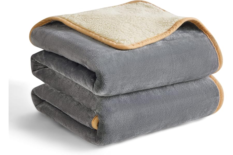 LE SURE Waterproof Dog Blanket Washable - 100x80cm Fleece Pet Blanket For Medium Dogs and Cats, Personalised Kitten Throw Protects Bed and Sofa with Soft Plush, Grey