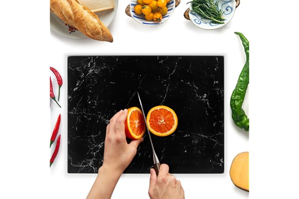 Kitchenville Skärbräda i Härdat Glas 40×30 cm – Kvalitet Bänkskiveskydd & Skärbräda för Kök – Reptålig, Värmetålig, Hygienisk & Lätt att Rengöra – Svart Marmoreffekt