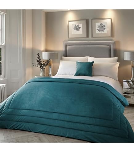 Laurence Llewelyn-Bowen - Linnen beige fluwelen dekbedovertrekset - tweepersoons beddengoed (200 x 200 cm) - 2 kussenslopen - Soft Touch - Designer - Luxe beddengoedset met linnen parels - fluwelen Laurence Llewelyn-Bowen - Linnen beige fluwelen dekbedovertrekset - tweepersoons beddengoed (200 x 200 cm) - 2 kussenslopen - Soft Touch - Designer - Luxe beddengoedset met linnen parels - fluwelen