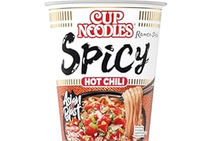 ‎CUP NOODLES Nissin Cup Noodles – Spicy, Einzelpack, Soup Style Instant-Nudeln japanischer Art, mit Chilis, geröstetem Sesam & Gemüse, schnell im Becher zubereitet, asiatisches Essen (1 x 66 g)