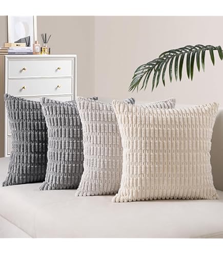 LILENO HOME 4er Set Kissenfüllung 65x65 cm - 40°C waschbares Innenkissen geeignet für Allergiker - Polyester Kisseninlet als Couchkissen, Sofa Kissen, Cocktailkissen und Kopfkissen