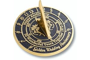 The Metal Foundry Le cadran solaire 50ème anniversaire de mariage en laiton massif recyclé est un excellent cadeau pour lui, elle, parents, grands-parents ou couple, pour 50 ans de mariage