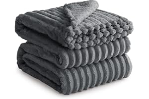 ‎RUIKASI RUIKASI Kuscheldecke Flauschig Decke Grau - 220x240cm XXL Fleecedecke Sofadecke Couchdecke für Wohnzimmer Deko Blanket, Weiche Wolldecke Warme Korddecke als Tagesdecke