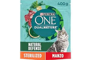 PURINA ONE Dualnature Natural Defense Crocchette per Gatti Adulti Sterilizzati Crocchette con Manzo e Spirulina 8 Sacchi da 400g