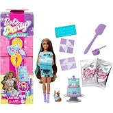 Barbie Parti Paketi bebek ve aksesuarlar, Minik Dostumun Doğum G&uuml;n&uuml; serisi Parti Yıldızları seti ve renk değişimi ile pasta s