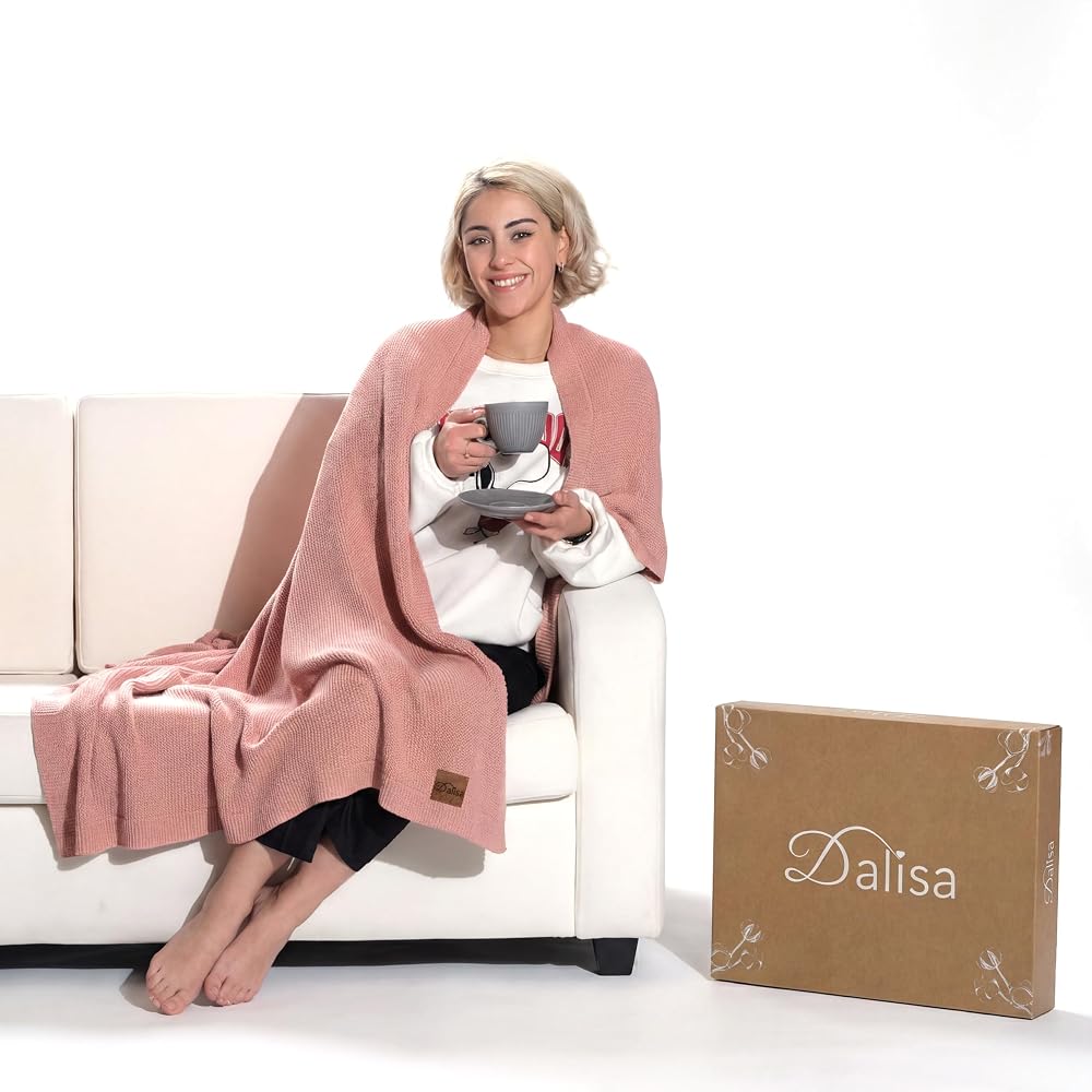 Dalisa%100 Organik Pamuk Örgü Battaniye – GOTS Sertifikalı, Hafif, Nefes Alabilir ve Rahat Yapısıyla Kanepe, Yatak ve Ev Dekorunda Boho Vintage Tarzı (Pembe, 203X228)
