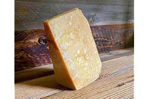 PASSIONE ITALIA 50 Monate Parmigiano Reggiano DOP "Vaccha Bruna Alpina" Parmesan "Bruna Alpenkuh" 1Kg mit Frischehalte-Verpackung