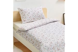 Amazon Basics Reversible Microfiber Children's Duvet Cover 100 x 135 cm & 1 Pillowcase 40 x 60 cm Set for Cot, Unicorn and Rainbow