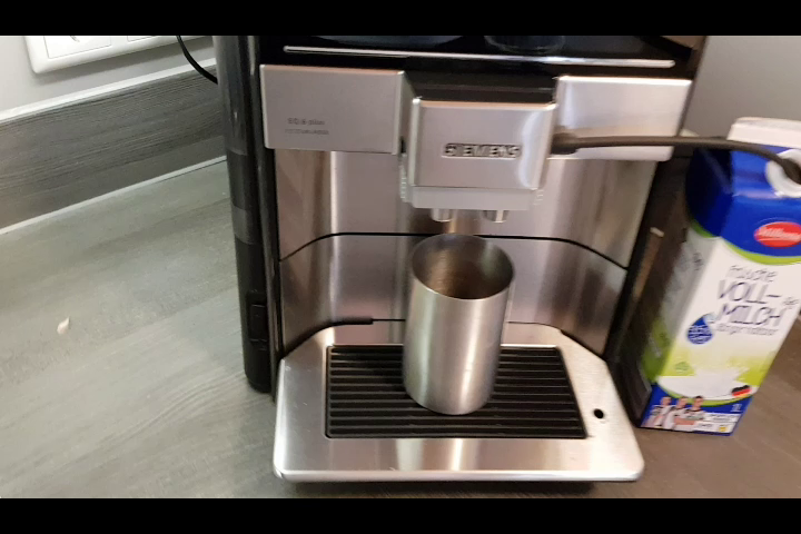 Unterschied Siemens Eq 6 S300 Und S700 Amazon.de: Siemens EQ.6 Plus s700 TE657503DE Kaffeevollautomat (1500