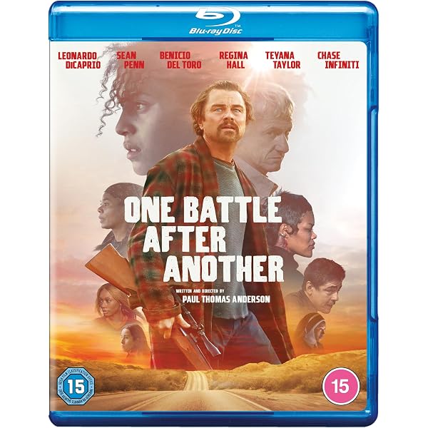 The Family [Blu-ray]: Amazon.co.uk: Robert De Niro, Michelle