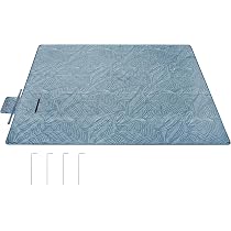 SONGMICS Couverture De Pique-Nique XXL 300 X 200 Cm – Tapis Imperméable, Pliable Avec 4 Piquets, Idéal Camping, Plage, Jardin – Vert Et Blanc GCM012W03