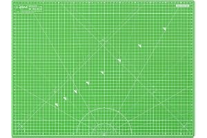 Lialina® / A2 cutting mat 45 x 60 cm / blade-friendly 5-layer cutting mat / self-healing surface / double-sided dimensional grid print apple green / purple