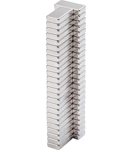UTOMAG 30 Stück Neodym Magnete, Selbstklebende Magnete 20x10x1mm UTOMAG 30 Stück Neodym Magnete, Selbstklebende Magnete 20x10x1mm