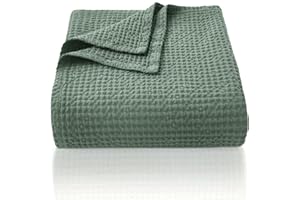 ‎CHUFFED CHUFFED 100% Baumwolle Decke 220 x 240 cm, Weiche und Atmungsaktive Tagesdecke, Waffelmuster Leichte Decke als Sofadecke Couchdecke, Weich Kuschelige Wohndecke Wohnzimmer, Sofa Couch Grün