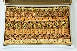 Mix Baklava Cashew & Pistachio Baklava Gift Box - Zaitoune Luxury Baklava Pastry Assortment - Premium Arabic Sweets Gift Box (1000, Mix Classic)