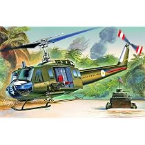 Kit de construit - Elicopter UH-1D Slick Iroquis - Italeri Kit de construit - Elicopter UH-1D Slick Iroquis - Italeri