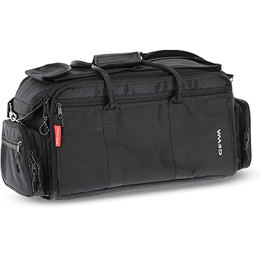 Conductrice à L'intérieur D'une Toute Nouvelle Voiture électrique